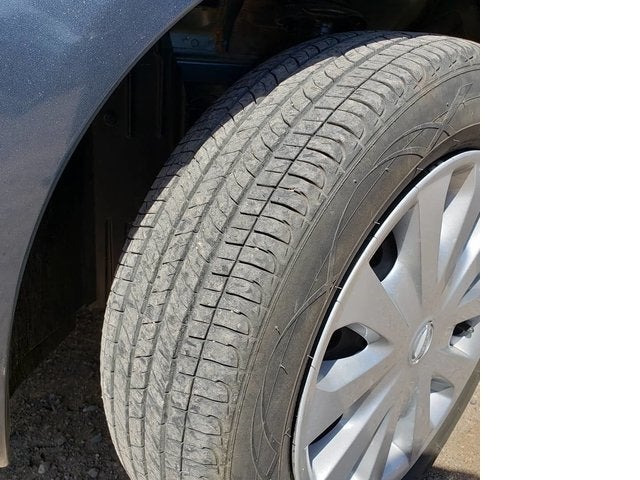 2017 Nissan Versa SENSE A/T A/C 1.6L