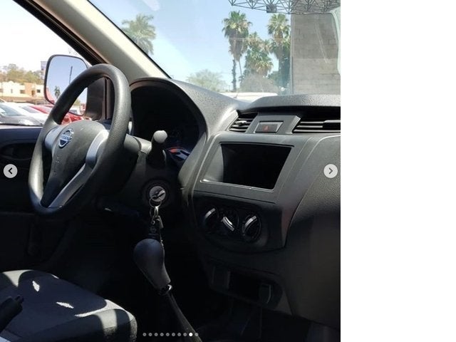 2018 Nissan NP300 2.5L TDi Chasis 4x2 Ac